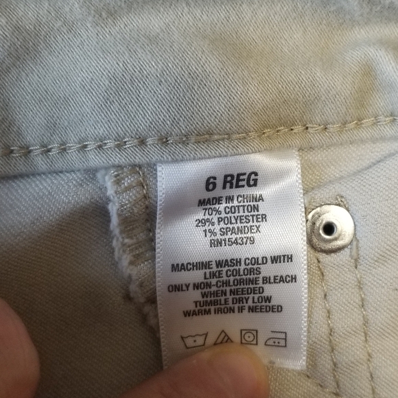 Aeropostale High Waisted Khaki Jeggings. Size 6 Regular. - Picture 6 of 6